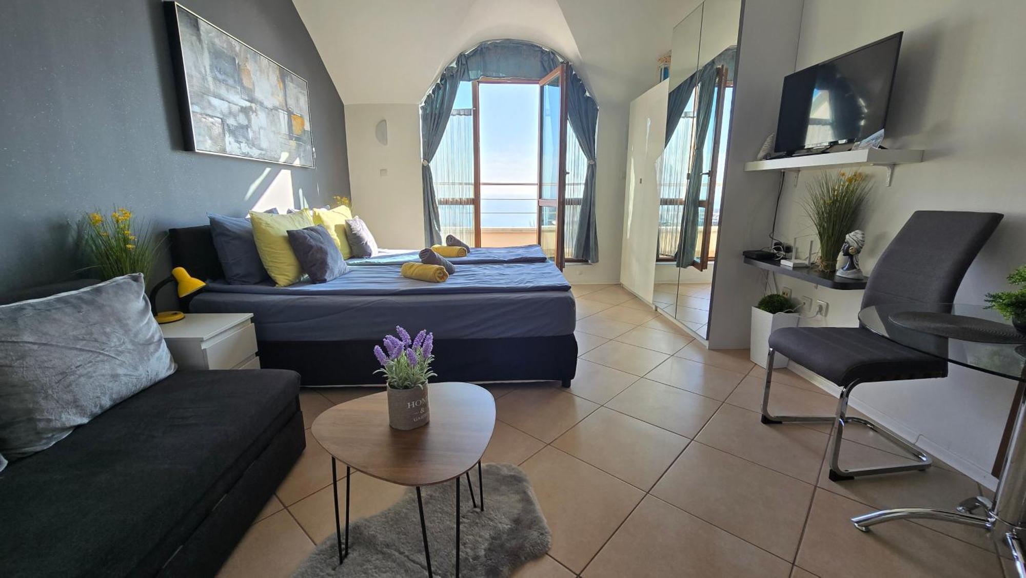 Black Sea Narcissus - Quiet Studio With Amazing Sea View فارنا المظهر الخارجي الصورة